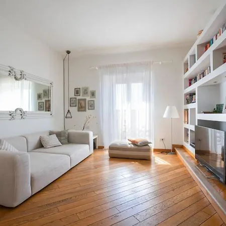 Alice Apartment