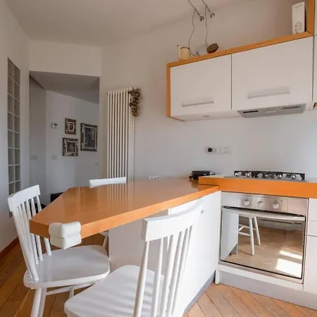 Alice Apartment *